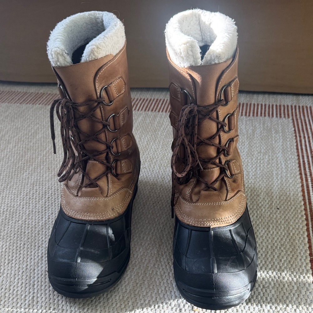 Cabela's Brown and Black Men's Boots